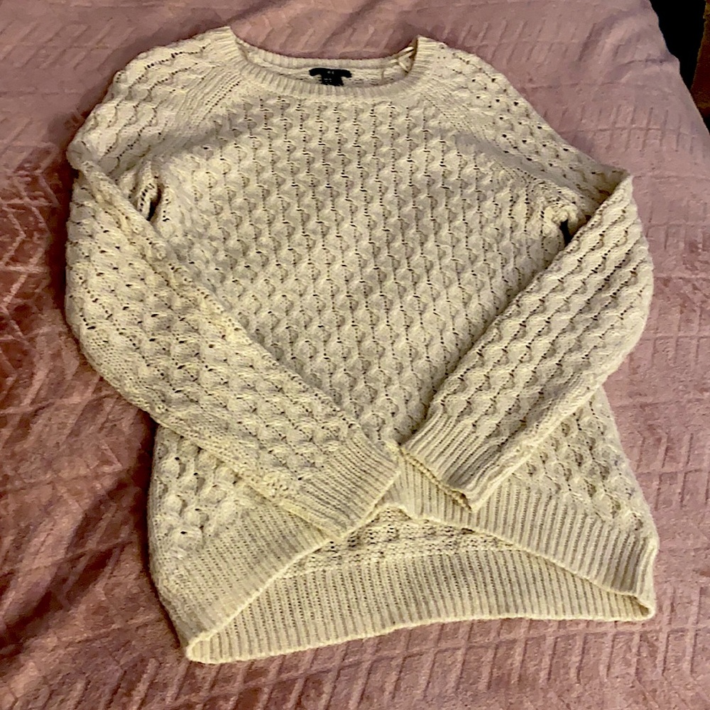 H&M cream color sweater